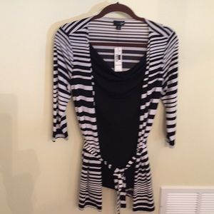 Cardigan w/liner 3/4 sleeve black/white